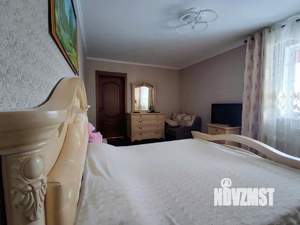 Дом 153м&sup2;, 2-этажный, участок 4 сот.  