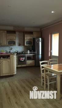 Дом 205м², 2-этажный, участок 17 сот.  