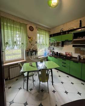 Дом 140м², 2-этажный, участок 15 сот.  