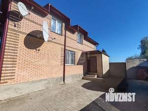 Дом 240м&sup2;, 2-этажный, участок 15 сот.  