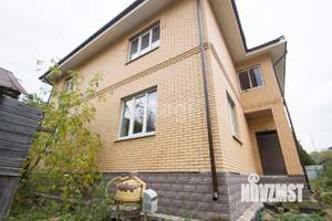 Дом 260м&sup2;, 2-этажный, участок 7 сот.  