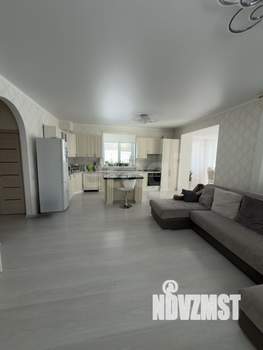 Дом 242м&sup2;, 2-этажный, участок 11 сот.  