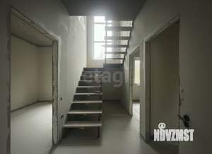 Дом 140м&sup2;, 2-этажный, участок 10 сот.  