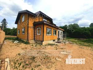 Дом 183м&sup2;, 2-этажный, участок 12 сот.  