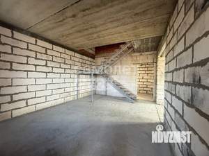 Дом 135м&sup2;, 2-этажный, участок 7 сот.  