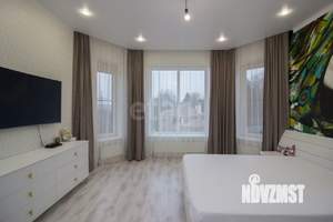 Дом 200м&sup2;, 2-этажный, участок 11 сот.  