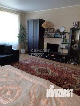 Дом 380м&sup2;, 3-этажный, участок 19 сот.  