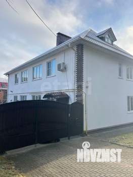 Дом 250м&sup2;, 2-этажный, участок 6 сот.  