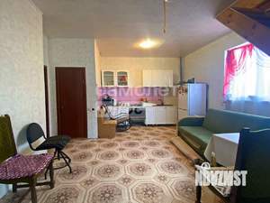 Дом 100м&sup2;, 2-этажный, участок 15 сот.  