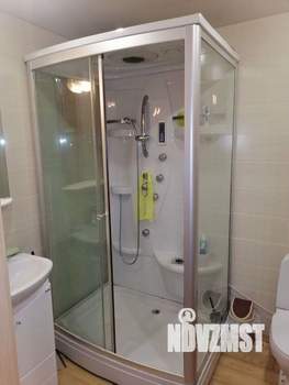 Дом 250м&sup2;, 2-этажный, участок 4 сот.  