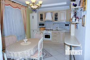 Дом 155м², 2-этажный, участок 5 сот.  