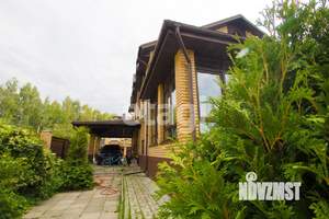 Дом 294м&sup2;, 2-этажный, участок 15 сот.  