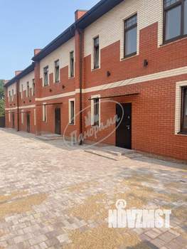 Таунхаус 130м&sup2;, 2-этажный, участок 2 сот.  