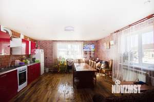 Дом 221м&sup2;, 2-этажный, участок 13 сот.  