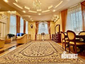 Дом 281м&sup2;, 2-этажный, участок 6 сот.  