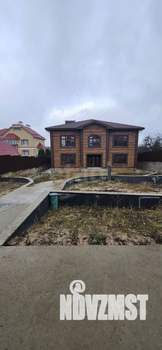 Дом 415м&sup2;, 2-этажный, участок 20 сот.  