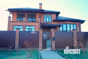 Дом 600м&sup2;, 3-этажный, участок 15 сот.  