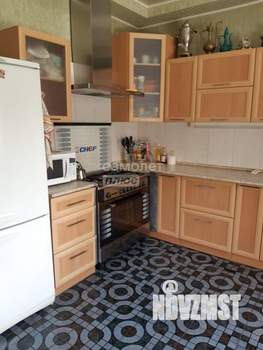 Дом 380м&sup2;, 3-этажный, участок 19 сот.  