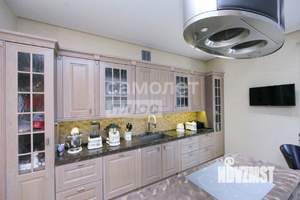 Дом 420м&sup2;, 2-этажный, участок 14 сот.  