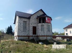 Дом 170м&sup2;, 3-этажный, участок 13 сот.  