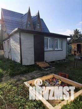 Дом 33м&sup2;, 2-этажный, участок 4 сот.  