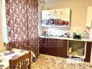 Дом 96м&sup2;, 2-этажный, участок 9 сот.  