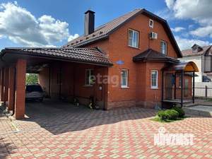 Дом 225м&sup2;, 2-этажный, участок 10 сот.  