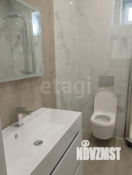 Дом 135м&sup2;, 2-этажный, участок 5 сот.  