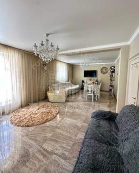 Дом 170м², 2-этажный, участок 8 сот.  