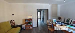 Дом 203м&sup2;, 3-этажный, участок 5 сот.  