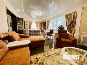 Дом 313м&sup2;, 4-этажный, участок 9 сот.  