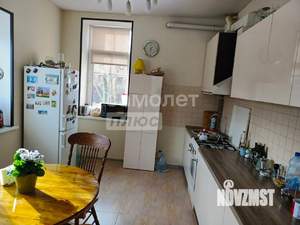 Коттедж 290м&sup2;, 4-этажный, участок 9 сот.  