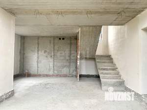 Дом 147м&sup2;, 2-этажный, участок 8 сот.  