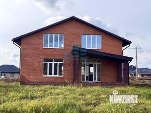 Коттедж 177м&sup2;, 2-этажный, участок 9 сот.  