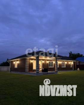 Дом 180м&sup2;, 2-этажный, участок 17 сот.  