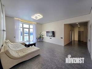 Дом 147м&sup2;, 1-этажный, участок 8 сот.  