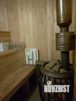 Дом 99м&sup2;, 2-этажный, участок 6 сот.  