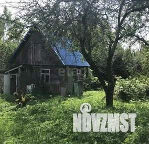 Дом 12м&sup2;, 1-этажный, участок 10 сот.  