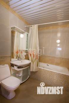 Дом 307м&sup2;, 3-этажный, участок 4 сот.  