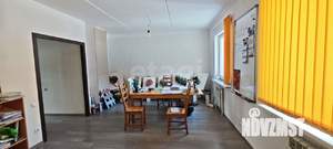 Дом 203м&sup2;, 3-этажный, участок 5 сот.  