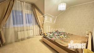 Таунхаус 231м&sup2;, 3-этажный, участок 1 сот.  