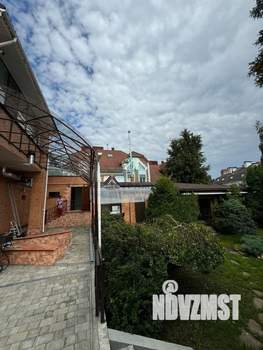 Дом 400м&sup2;, 3-этажный, участок 5 сот.  