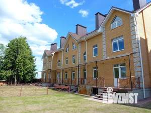 Таунхаус 278м&sup2;, 2-этажный, участок 2 сот.  