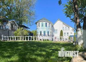 Коттедж 587м&sup2;, 3-этажный, участок 20 сот.  