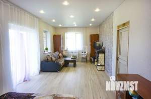 Дом 145м&sup2;, 2-этажный, участок 10 сот.  