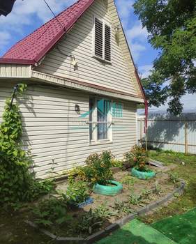 Дом 45м&sup2;, 2-этажный, участок 5 сот.  