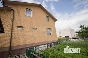 Дом 140м&sup2;, 2-этажный, участок 6 сот.  