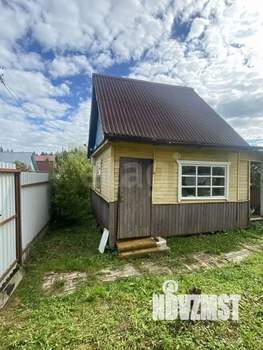 Дом 30м&sup2;, 2-этажный, участок 6 сот.  