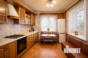 Дача 322м&sup2;, 2-этажный, участок 33 сот.  