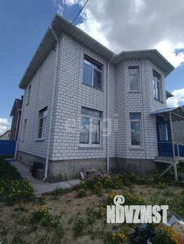 Дом 221м², 2-этажный, участок 6 сот.  